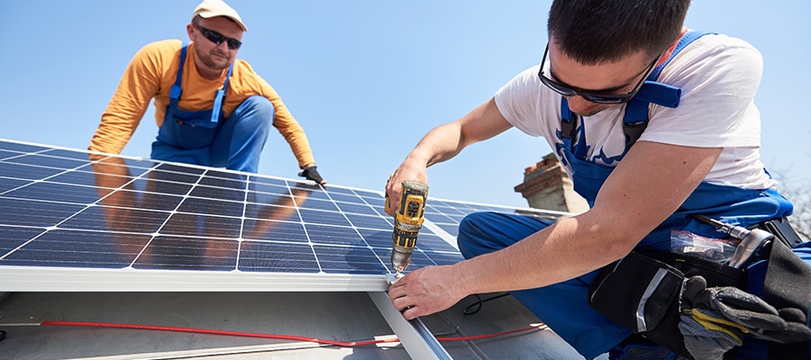 ayudas placas solares en empresas